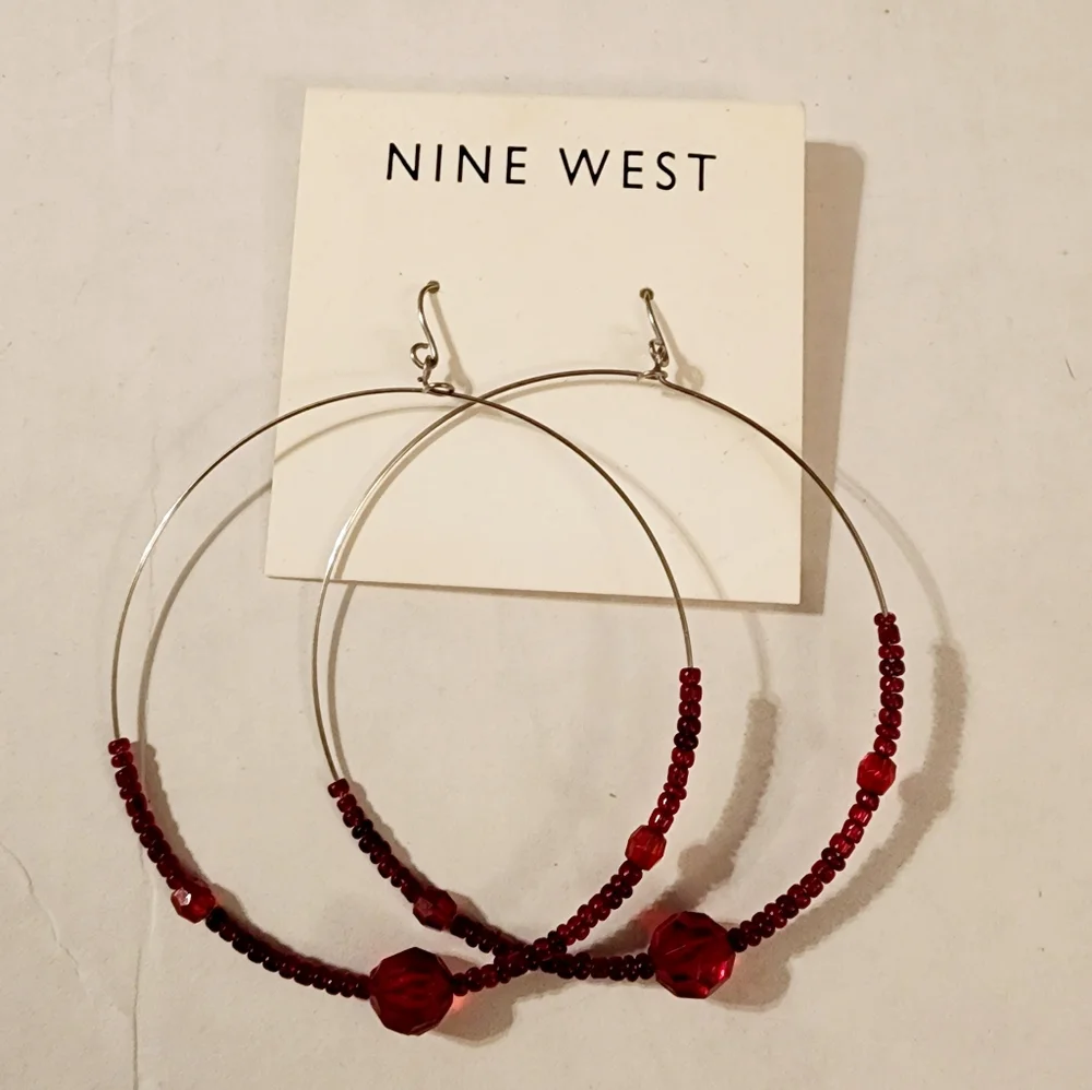 Nwt Nine West dark bohemian carnelian red beaded hoop dangle earrings